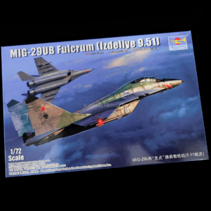 MIG-29UB Fulcrum (Izdeliye 9.51) 1/72 - Image 1