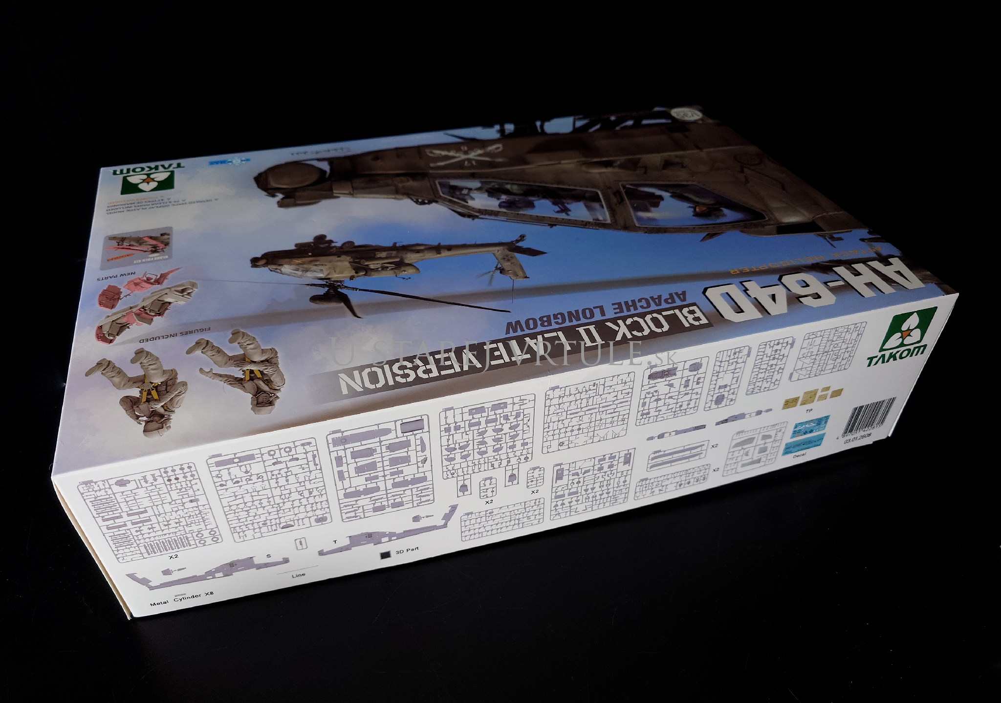 AH-64D Apache Block II Late Version + 2 Figures 1/35