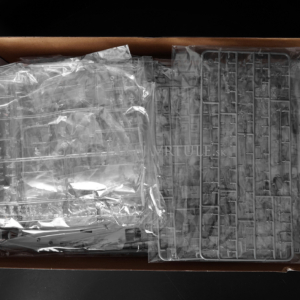 AH-64D Apache Block II Late Version + 2 Figures 1/35 - Image 6