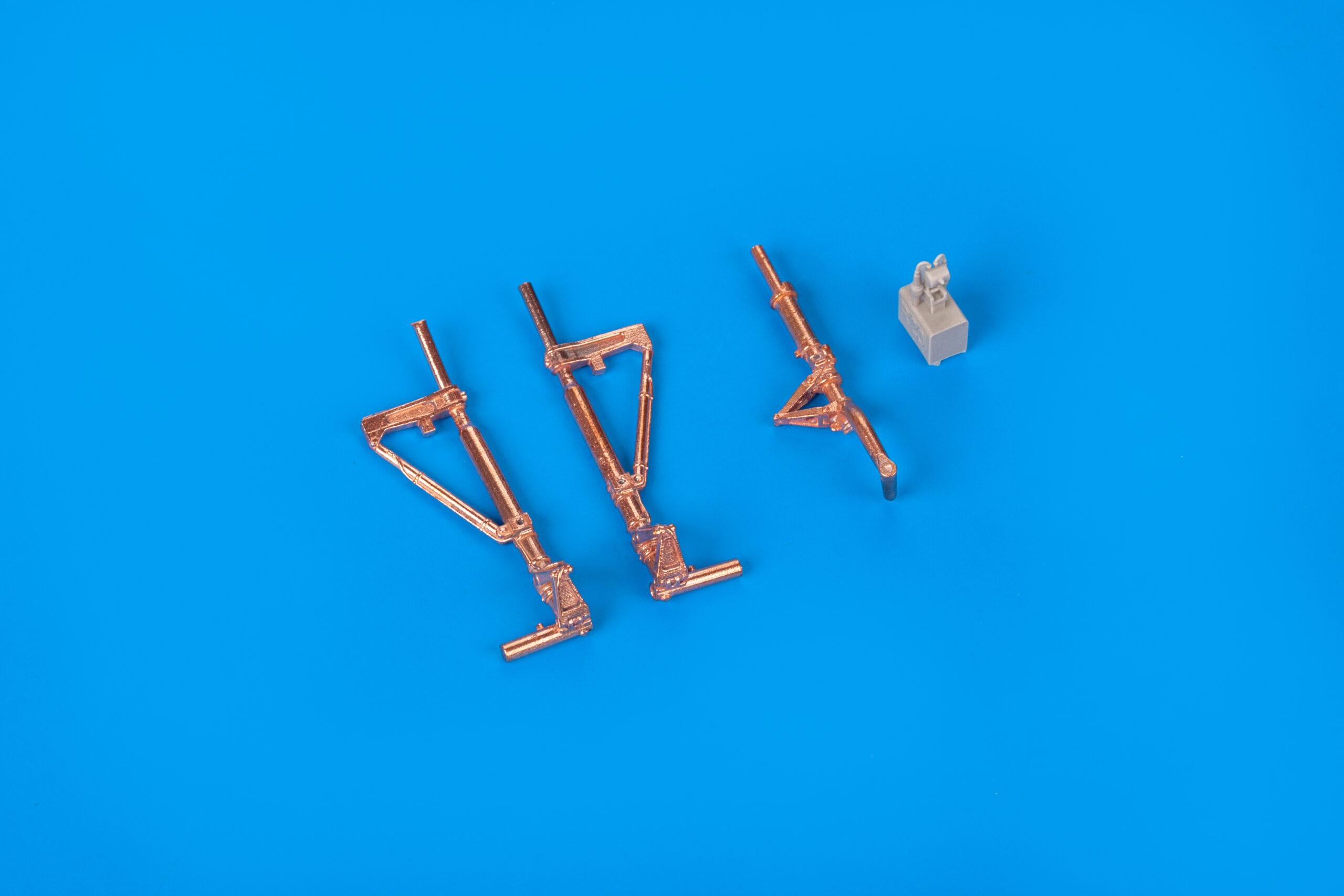 P-38F/G undercarriage legs BRONZE 1/48 - Image 1
