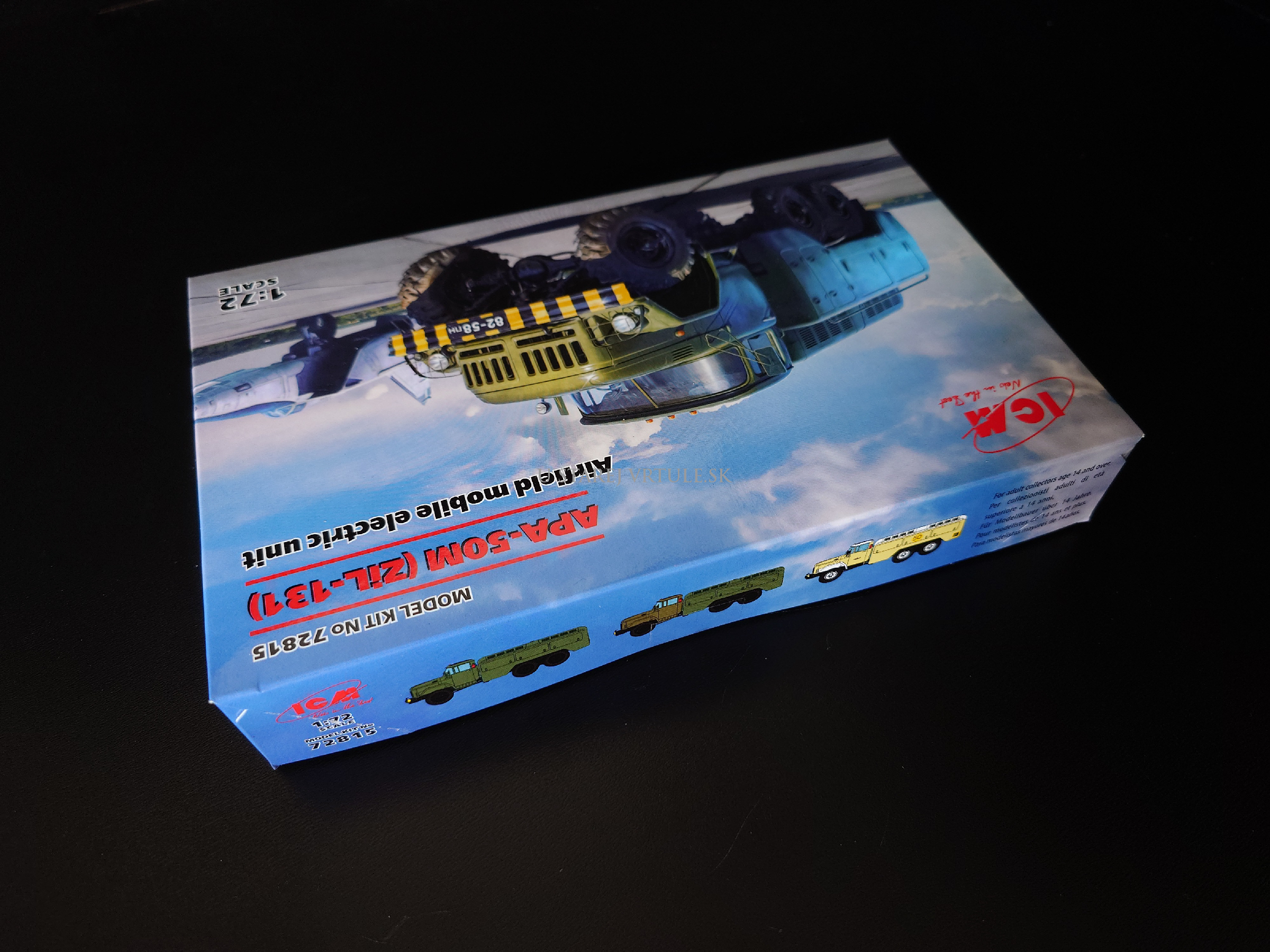 APA-50M (ZiL-131) Airfield mobile electric unit 1/72