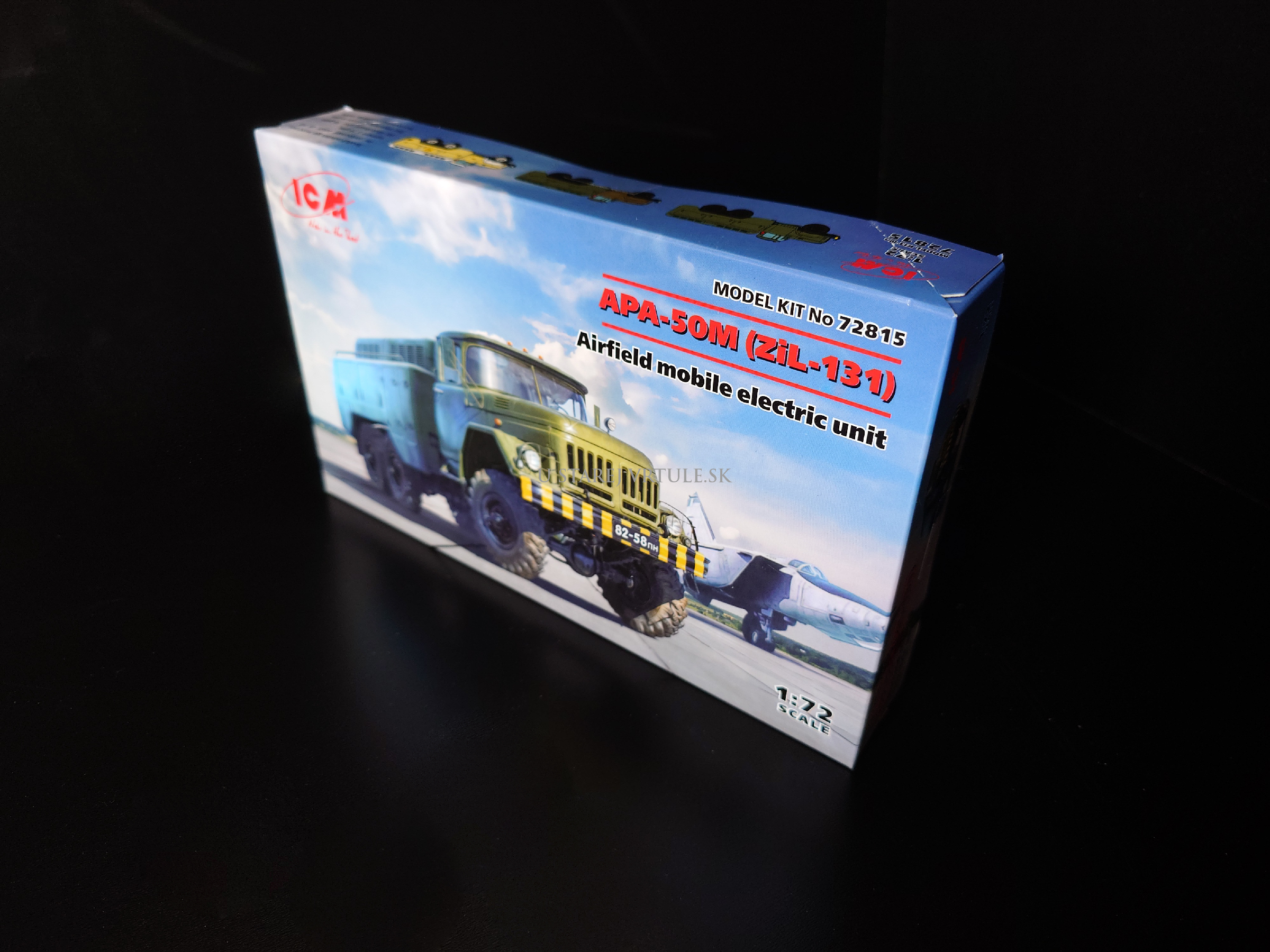 APA-50M (ZiL-131) Airfield mobile electric unit 1/72