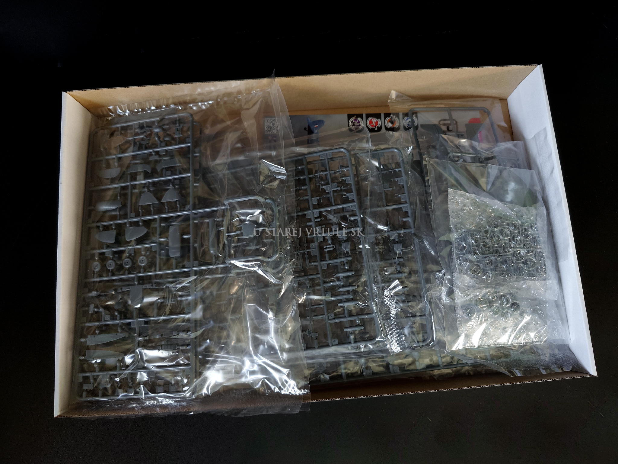 Supermarine Spitfire Mk.I & Mk.II (2 kits) 1/72