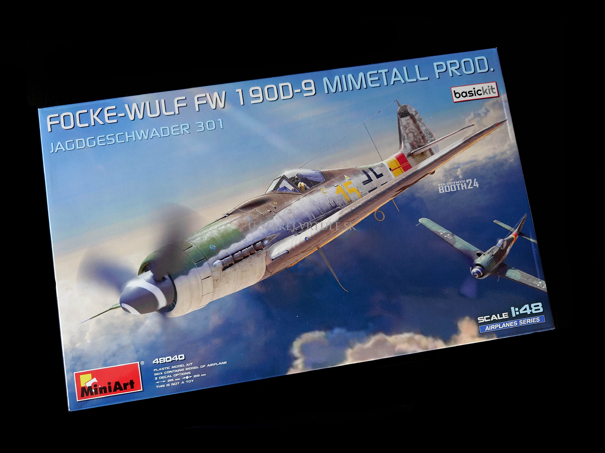 Focke-Wulf Fw 190D-9. Mimetall Prod. Basic Kit. Jagdgeschwader 301 1/48