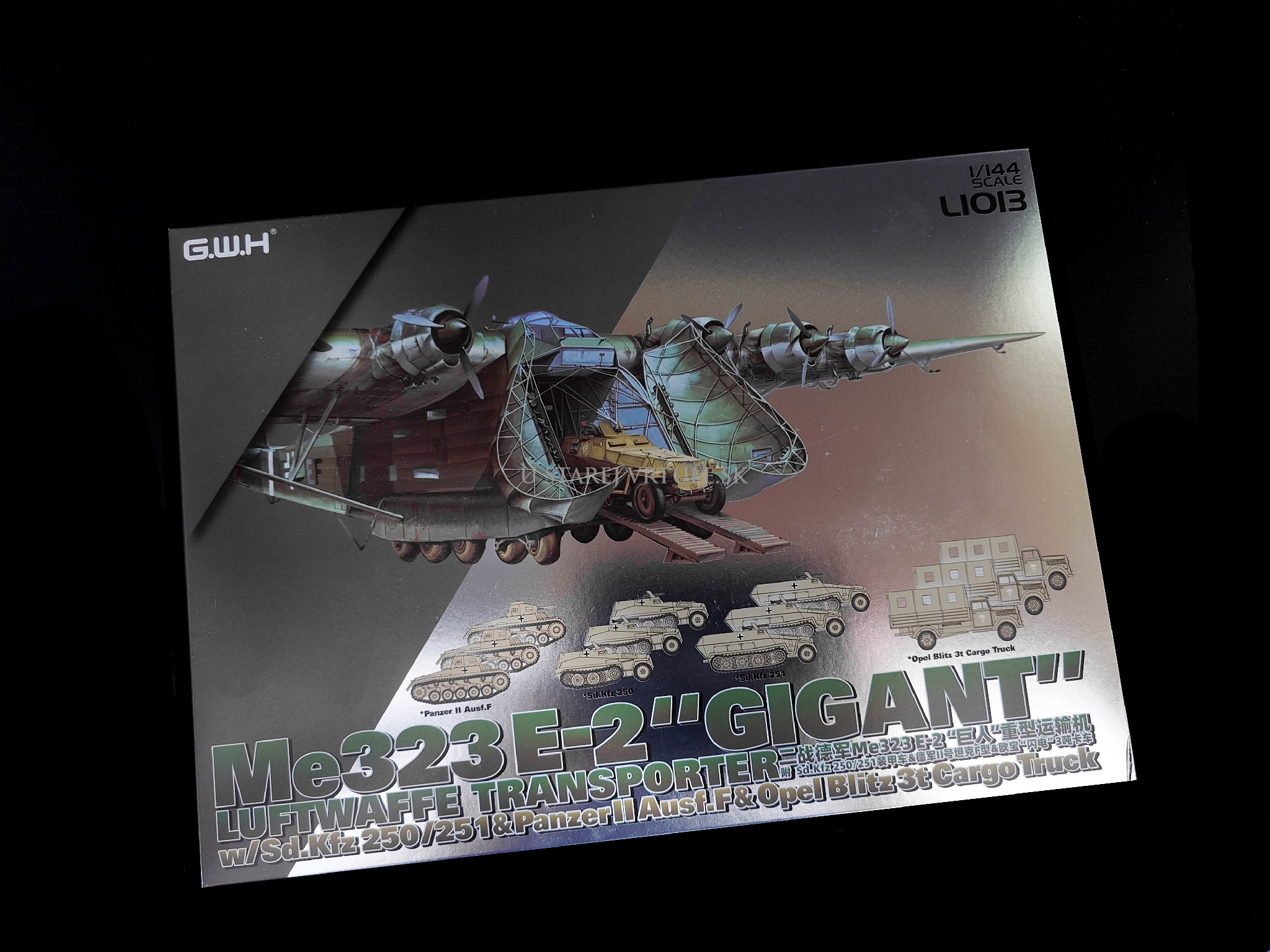 MESSERSCHMITT ME 323 E-2 "GIGANT" 1/144 - rozbalený