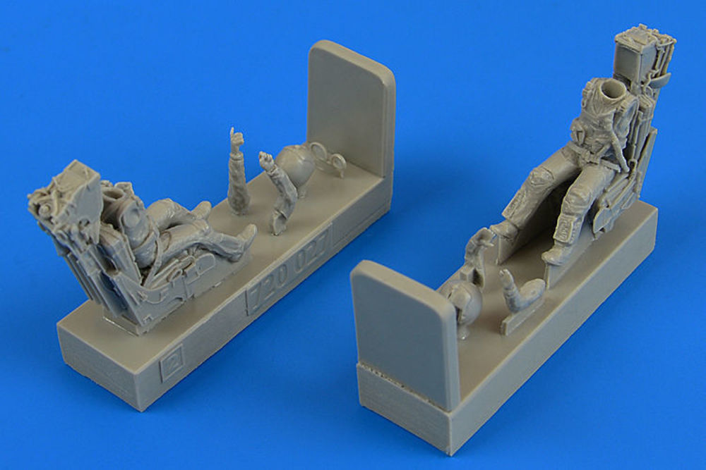 US Navy Pilot & Operator w.ejection seat f. F14A/B Tomcat f.Hasegawa/Fujimi