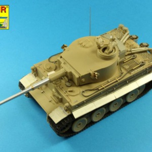 Pz.Kpfw. VI Ausf.E ( i.Kfz.181) Tiger I -  s.PzAbt. 501 in Tunisia - Image 3