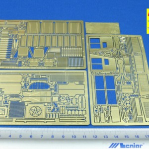 GMC (CCKW 353) - open cabin - Image 3