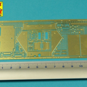 Sd.Kfz. 251/1 Ausf.D - Vol.4 - Rear doors & vision ports - Image 3