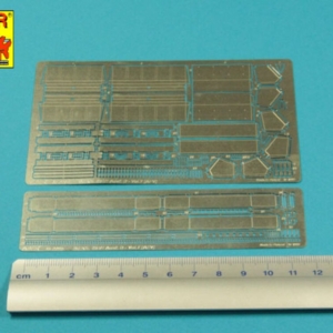Sd.Kfz.251/1Ausf.D-Vol.7-add.set-back seats& boxes - Image 3
