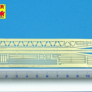 Brackets for Sturmgeschütz IV side skirts - Image 1