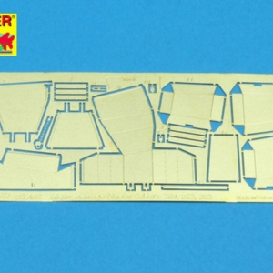 Right stowage bins for SdKfz 250, 252, 253 - Image 2