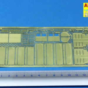 Fenders and exhaust covers for Tiger I (for early model in Africa) - Image 1