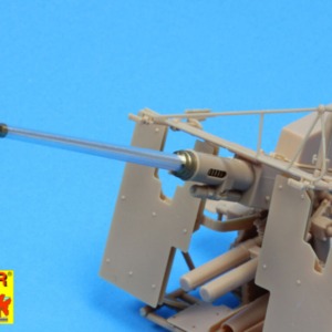 Barrel for 40mm Bofors Anti Aircraft Gun - Image 18
