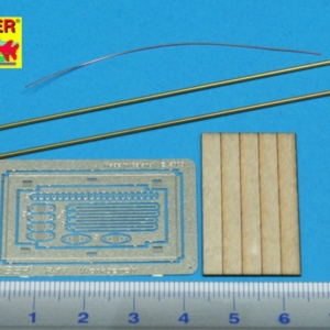 Scale: 1/35 Workbench - Image 2