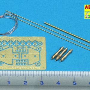 US antenna & brackets - Image 1