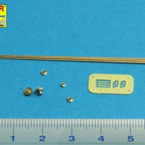 German 2m aerials with rings x 3 - Image 1