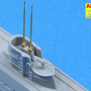 Set of barrels and periscopes for U-Boot type IX - Image 1