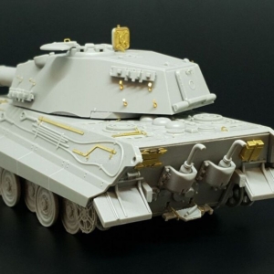 E-50 medium tank w/105mm gun (Modelcollect) - Image 1