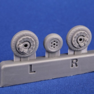 F9F Panther Wheels Set / for Trumpeter kits - Image 4